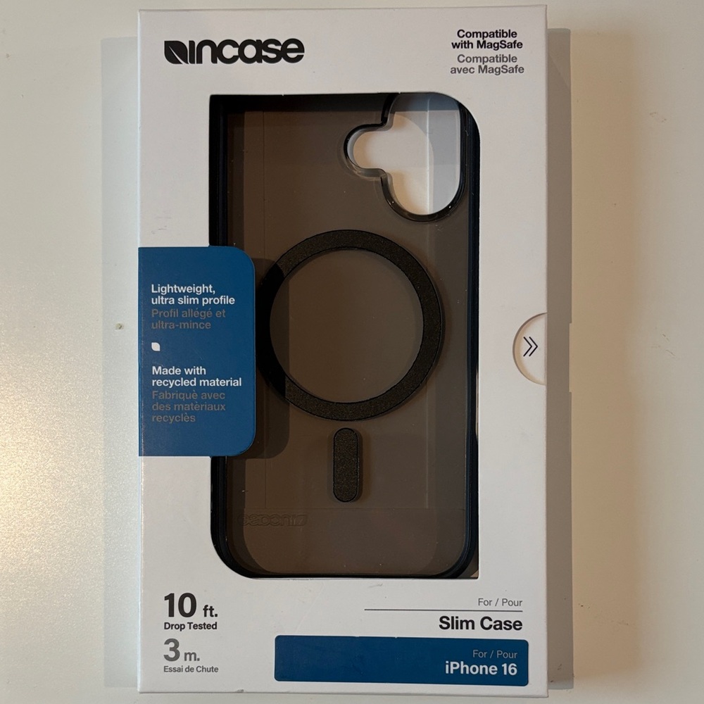 Incase MagSafe Compatible Slim Case for iPhone 16 - Black